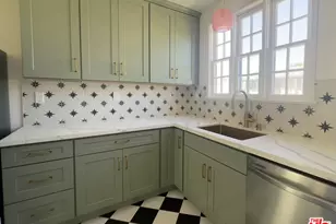 337 N Gardner St, Los Angeles, CA 90036 - Photo 1