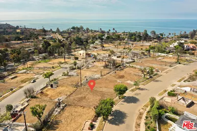 16748 Edgar St, Pacific Palisades, CA 90272 - Photo 1