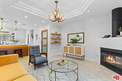 2500 Abbot Kinney Blvd #17, Venice, CA 90291 - Photo 1