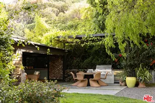 6760 Mulholland Dr, Los Angeles, CA 90068 - Photo 1