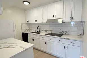 10840 Camarillo St, North Hollywood, CA 91602 - Photo 1