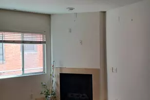 733 S Manhattan Pl, Los Angeles, CA 90005 - Photo 1