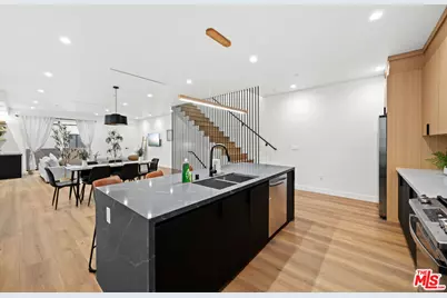 835 N McCadden Pl #2, Los Angeles, CA 90038 - Photo 1