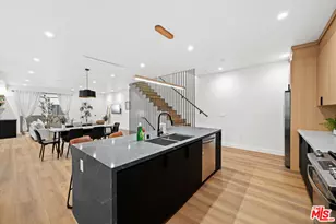 835 N McCadden Pl, Los Angeles, CA 90038 - Photo 1