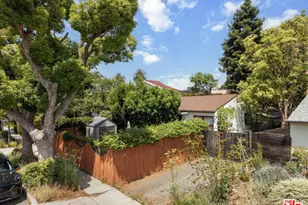 11931 Pacific Ave, Los Angeles, CA 90066 - Photo 1