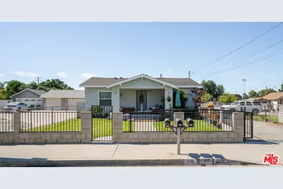 970 E 9th St, Pomona, CA 91766 - Photo 1