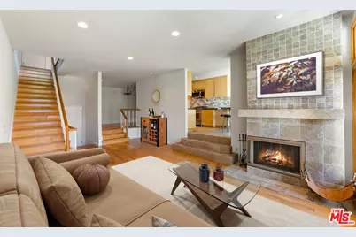 17087 Palisades Cir, Pacific Palisades, CA 90272 - Photo 1