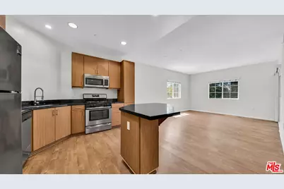 1408 W Washington Blvd #106, Los Angeles, CA 90007 - Photo 1