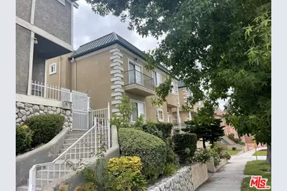 2223 Montrose Ave #5, Montrose, CA 91020 - Photo 1