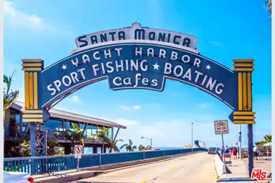 2101 Ocean Ave #11, Santa Monica, CA 90405 - Photo 1