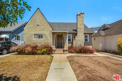 6018 S Harcourt Ave, Los Angeles, CA 90043 - Photo 1