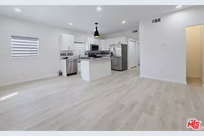 2826 Leeward Ave, Los Angeles, CA 90005 - Photo 1