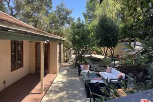 19747 Horseshoe Dr, Topanga, CA 90290 - Photo 1