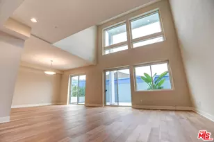 13337 Beach Ave, Marina del Rey, CA 90292 - Photo 1