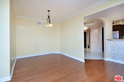 1000 Granville Ave #301, Los Angeles, CA 90049 - Photo 1