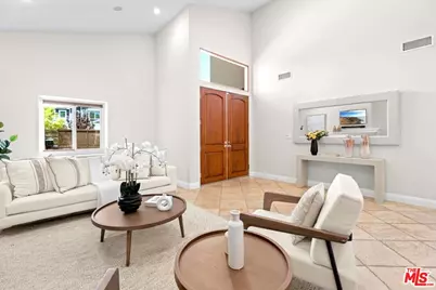 4712 Cedros Ave, Sherman Oaks, CA 91403 - Photo 1