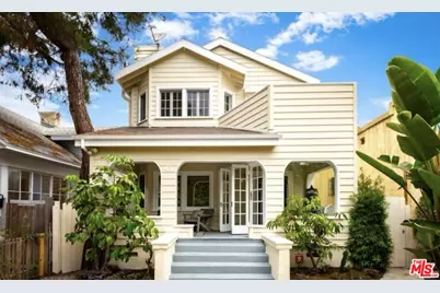 43 Park Ave, Venice, CA 90291 - Photo 1