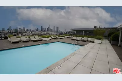 527 Molino St #217, Los Angeles, CA 90013 - Photo 1