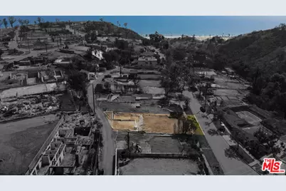 582 Radcliffe Ave, Pacific Palisades, CA 90272 - Photo 1