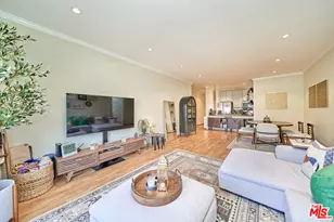 424 S Westmoreland Ave, Los Angeles, CA 90020 - Photo 1