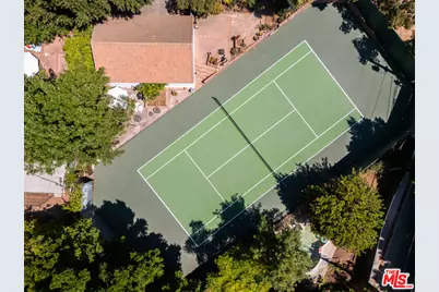 9604 Heather Rd, Beverly Hills, CA 90210 - Photo 1