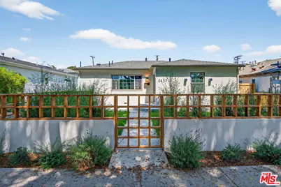 2453 Oak St, Santa Monica, CA 90405 - Photo 1