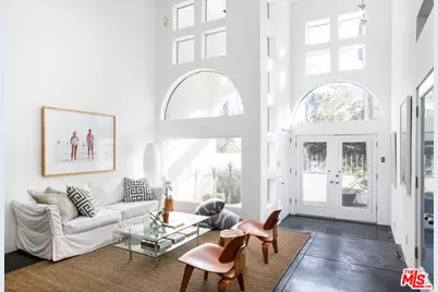 1415 Cabrillo Ave, Venice, CA 90291 - Photo 1