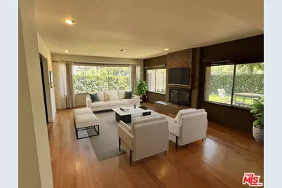 5029 Westpark Dr Dr, Valley Village, CA 91601 - Photo 1