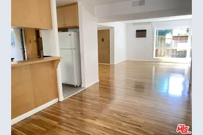 3200 S Sepulveda Blvd #E5, Los Angeles, CA 90034 - Photo 1