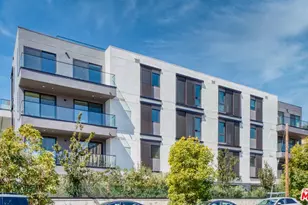 411 S Hamel Rd, Los Angeles, CA 90048 - Photo 1