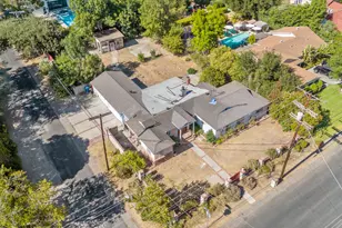 23357 Hatteras St, Woodland Hills, CA 91367 - Photo 1