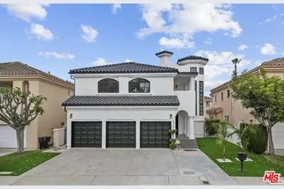 23119 Los Codona Ave, Torrance, CA 90505 - Photo 1