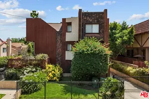 5840 Etiwanda Ave, Tarzana, CA 91356 - Photo 1