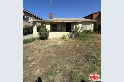 15013 Paddock St, Sylmar, CA 91342 - Photo 1