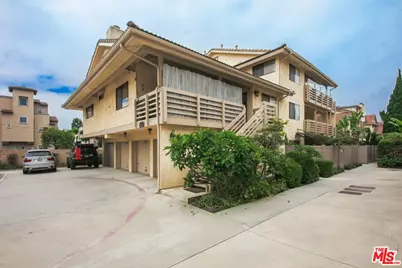 16805 Roosevelt Ln, Huntington Beach, CA 92649 - Photo 1