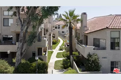 221 McAfee Ct, Thousand Oaks, CA 91360 - Photo 1