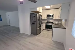 525 Broadway St, Venice, CA 90291 - Photo 1