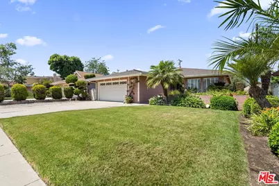 3309 W 82nd St, Inglewood, CA 90305 - Photo 1