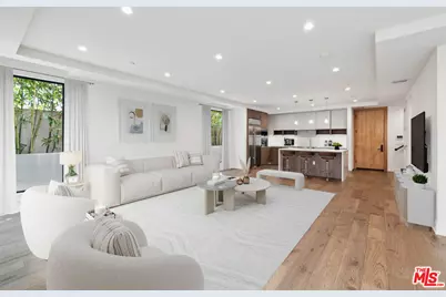 725 N Croft Ave #404, Los Angeles, CA 90069 - Photo 1