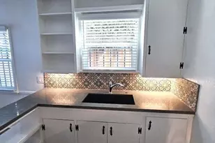 10556 Santa Monica Blvd, Los Angeles, CA 90025 - Photo 1