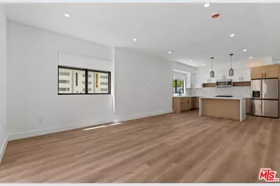 5841 Kester Ave #1/2, Van Nuys, CA 91411 - Photo 1