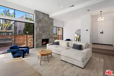 5254 Yarmouth Ave #47, Encino, CA 91316 - Photo 1