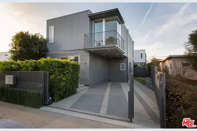 709 Flower Ave, Venice, CA 90291 - Photo 1