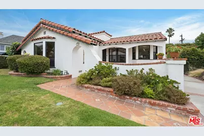 6111 W 75th St, Los Angeles, CA 90045 - Photo 1