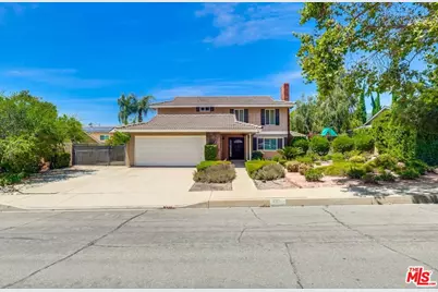 687 Mount Carmel Dr, Claremont, CA 91711 - Photo 1