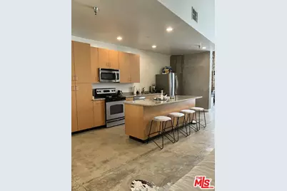 711 S Olive St #302, Los Angeles, CA 90014 - Photo 1