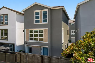 2700 E Chaucer St #19, Los Angeles, CA 90065 - Photo 1