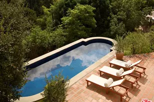 2244 E Live Oak Dr, Los Angeles, CA 90068 - Photo 1