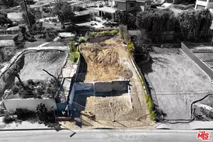 887 Chattanooga Ave, Pacific Palisades, CA 90272 - Photo 1