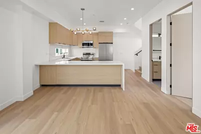 11006 Hortense St, North Hollywood, CA 91602 - Photo 1